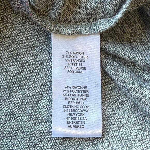 Chelsea & Theodore Gray & Pink Heart Print Long Sleeve Top Womens Size 1X - Picture 5 of 5